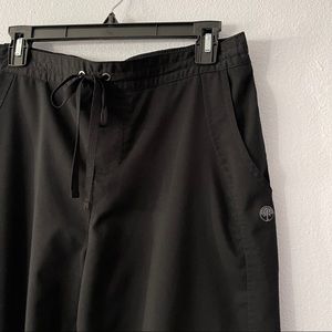 Healing Hands | Purple Label Scrub Pants | M Tall | Black